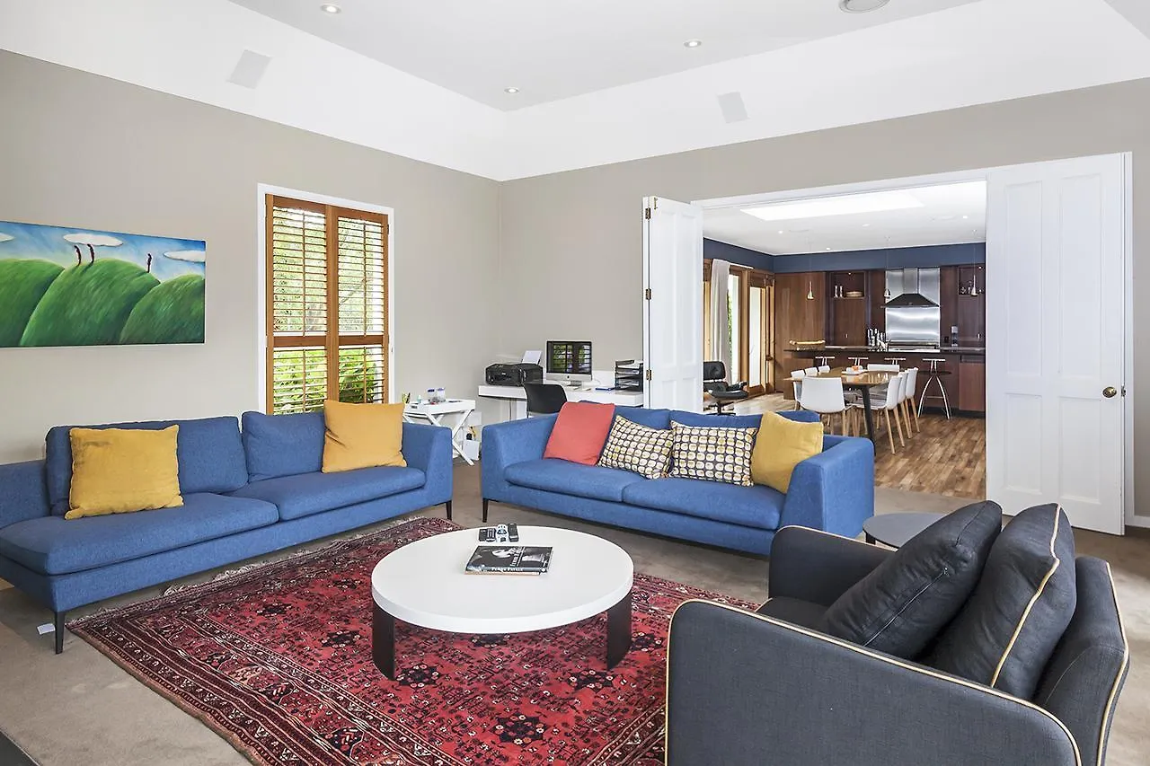 French City Mansion Villa Christchurch