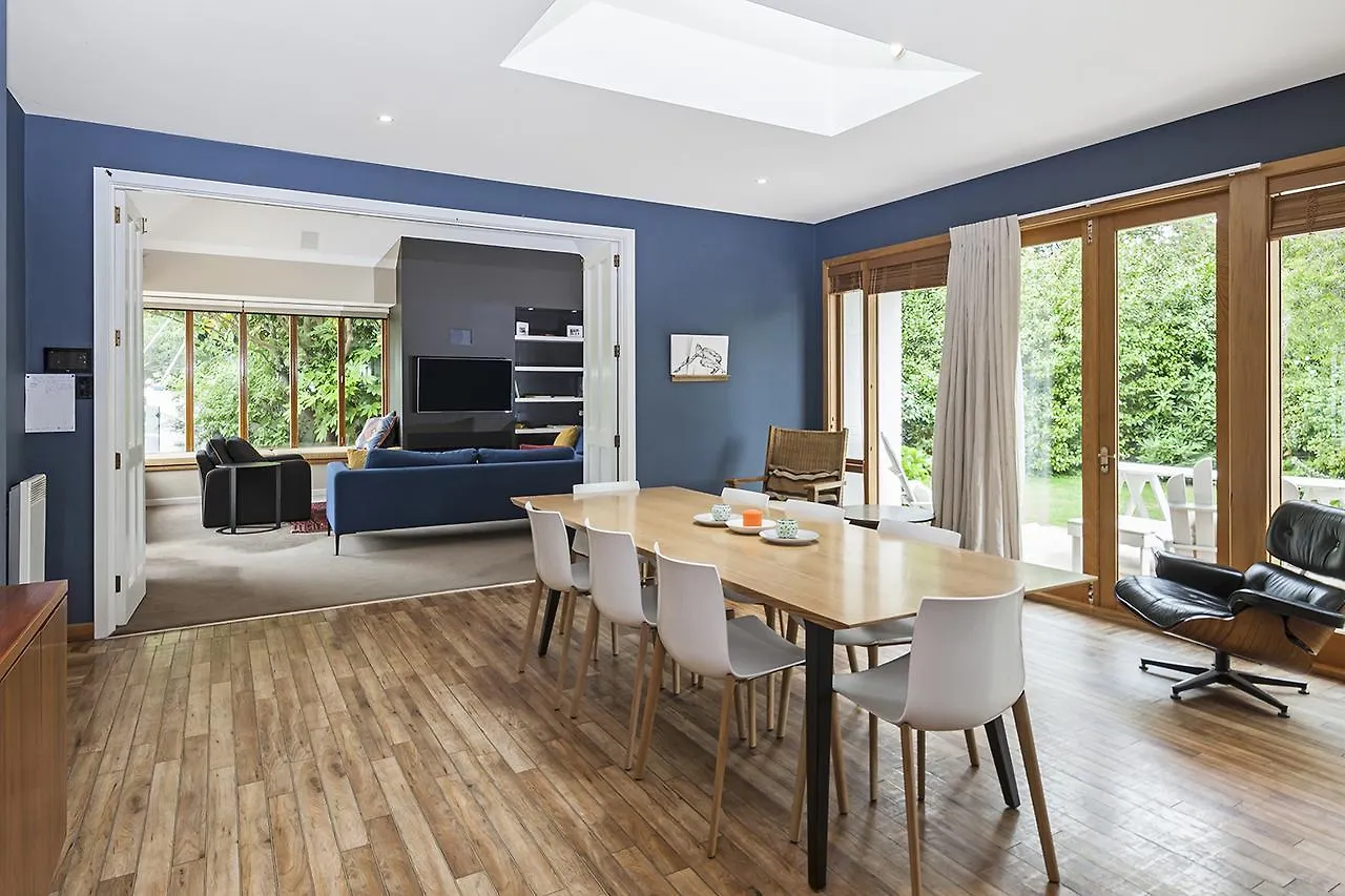 French City Mansion Villa Christchurch Holiday home